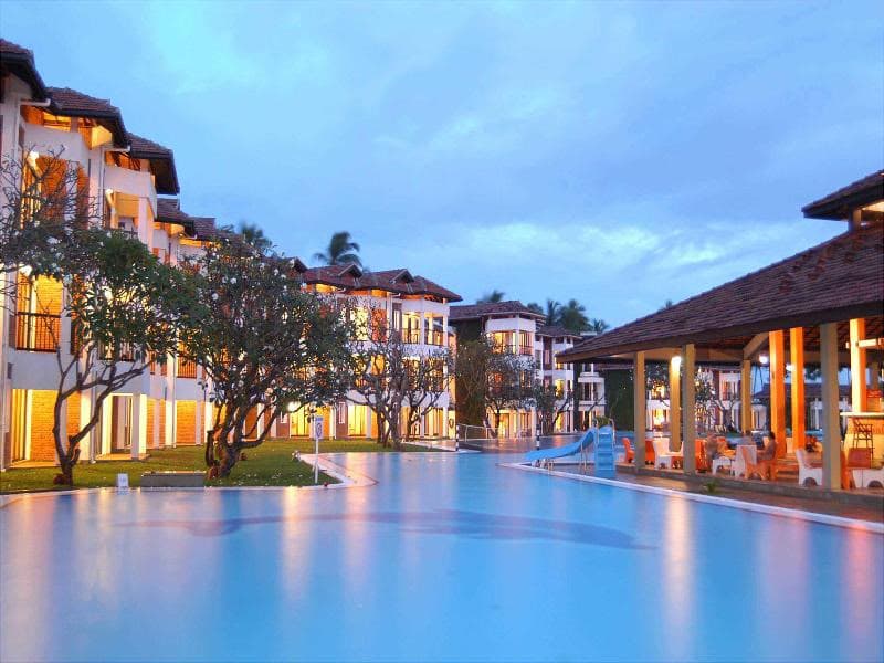 Club Hotel Dolphin, Waikkala